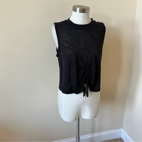 Lululemon Cinch Me Up Front Tank Top in Black 26108 - Picture 6 of 10